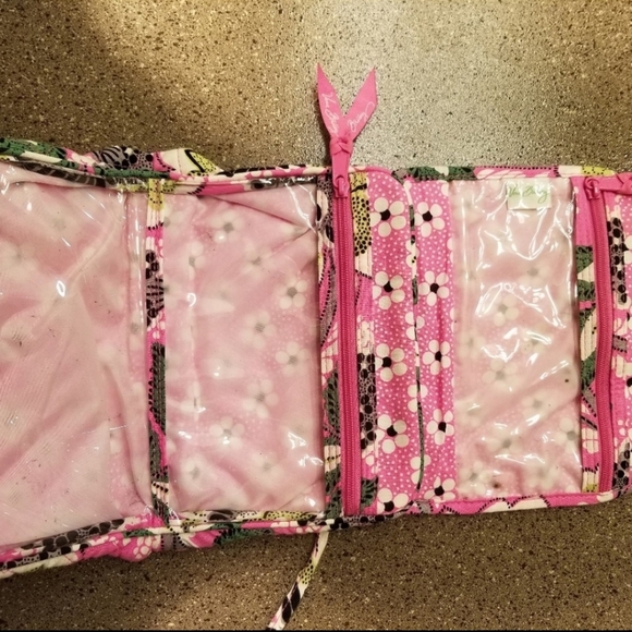 Vera Bradley| Floral print travel case - Picture 5 of 7